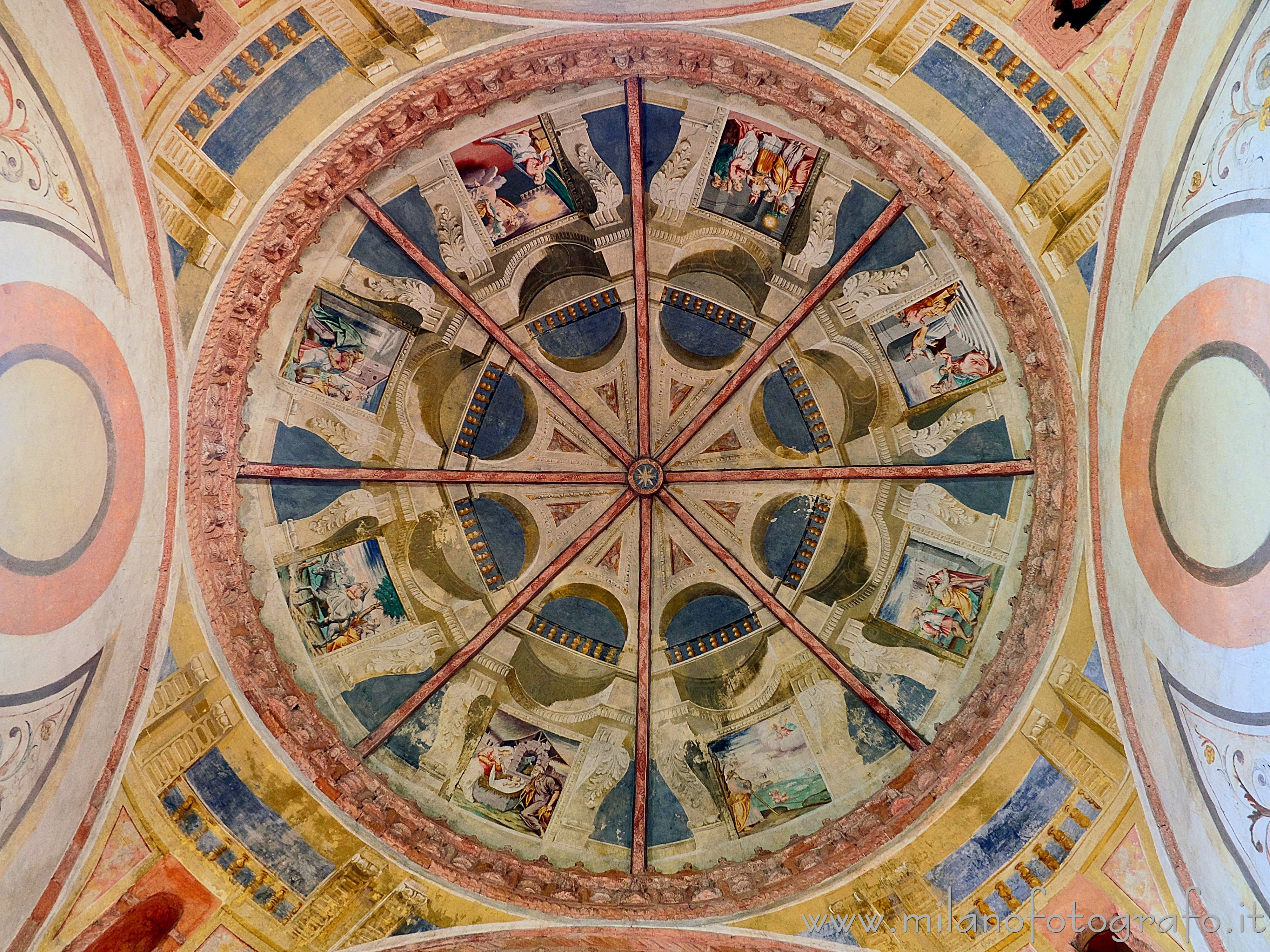 Castelleone (Cremona) - Volta della Cappella della Beata Vergine nella Chiesa di Santa Maria in Bressanoro - Foto a piena risoluzione